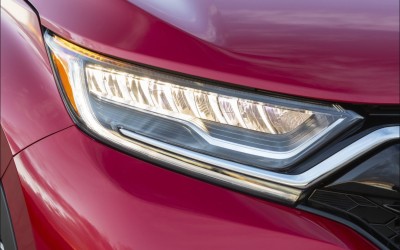 To υβριδικό SUV με τους 184 ίππους και τους 2 ηλεκτροκινητήρες. Ποιο είναι;