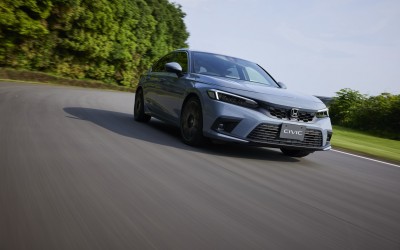 Honda: Αποκάλυψη για το νέο πεντάθυρο Civic