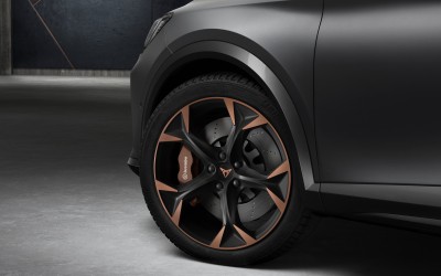 Σπορ SUV με εντυπωσιακή σχεδίαση και έως 310 ίππους. Ποιο είναι;