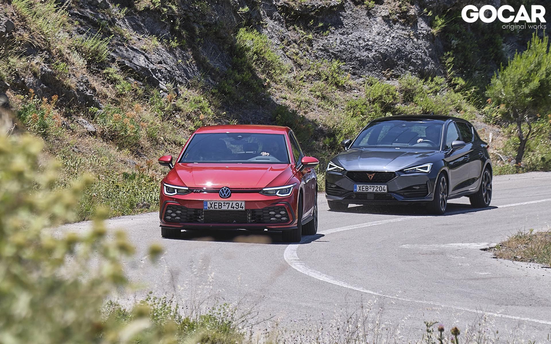 Σπορ hatchback με 245 ίππους: Cupra Leon eHybrid ή VW Golf GTi;