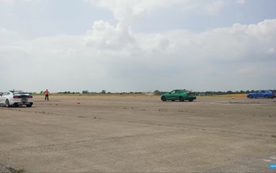 H BMW M3 Competition σε κόντρα στην ευθεία τα βάζει με Nissan GT-R R34 και Ford Mustang άνω των 700 ίππων [Video]