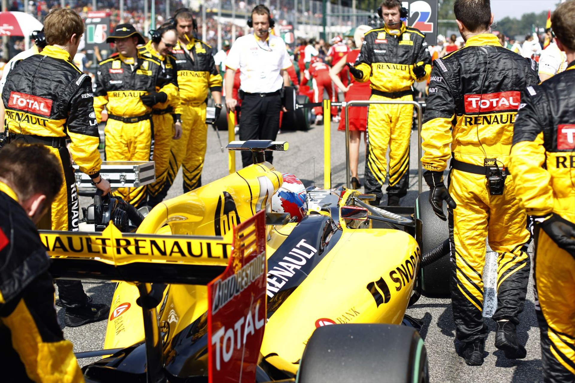 Ενδιαφέρεται για την θέση στην Renault o Raikkonen