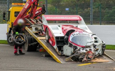 Έκανε σμπαράλια μια συλλεκτική Porsche! [Video]