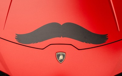 Η Lamborghini βάζει και επίσημα μουστάκι στα αυτοκίνητα της [Video]