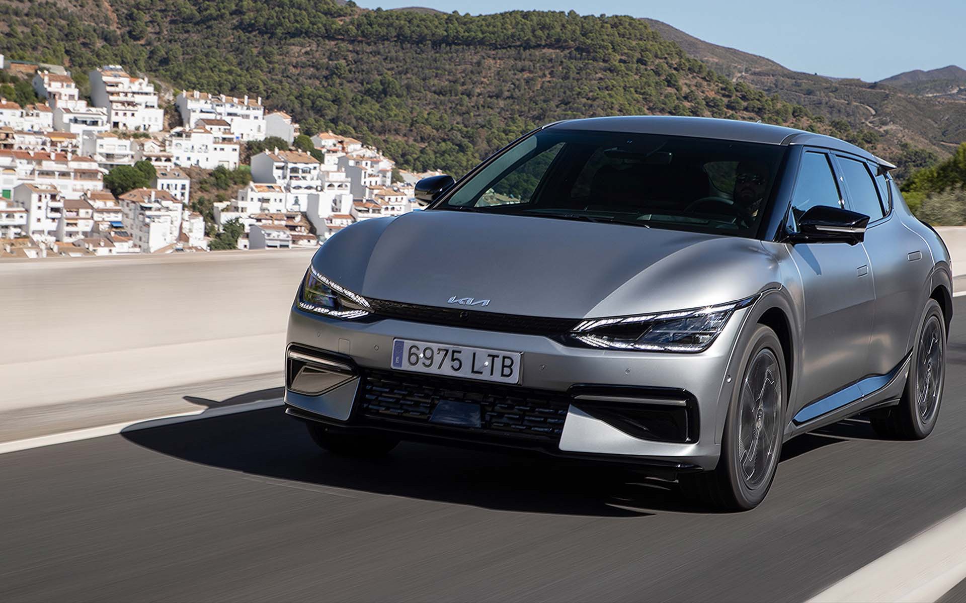 Κia EV6: Πόση ώρα φόρτισης χρειάστηκε για να διανύσει 4.600 km και να σπάσει το παγκόσμιο ρεκόρ;