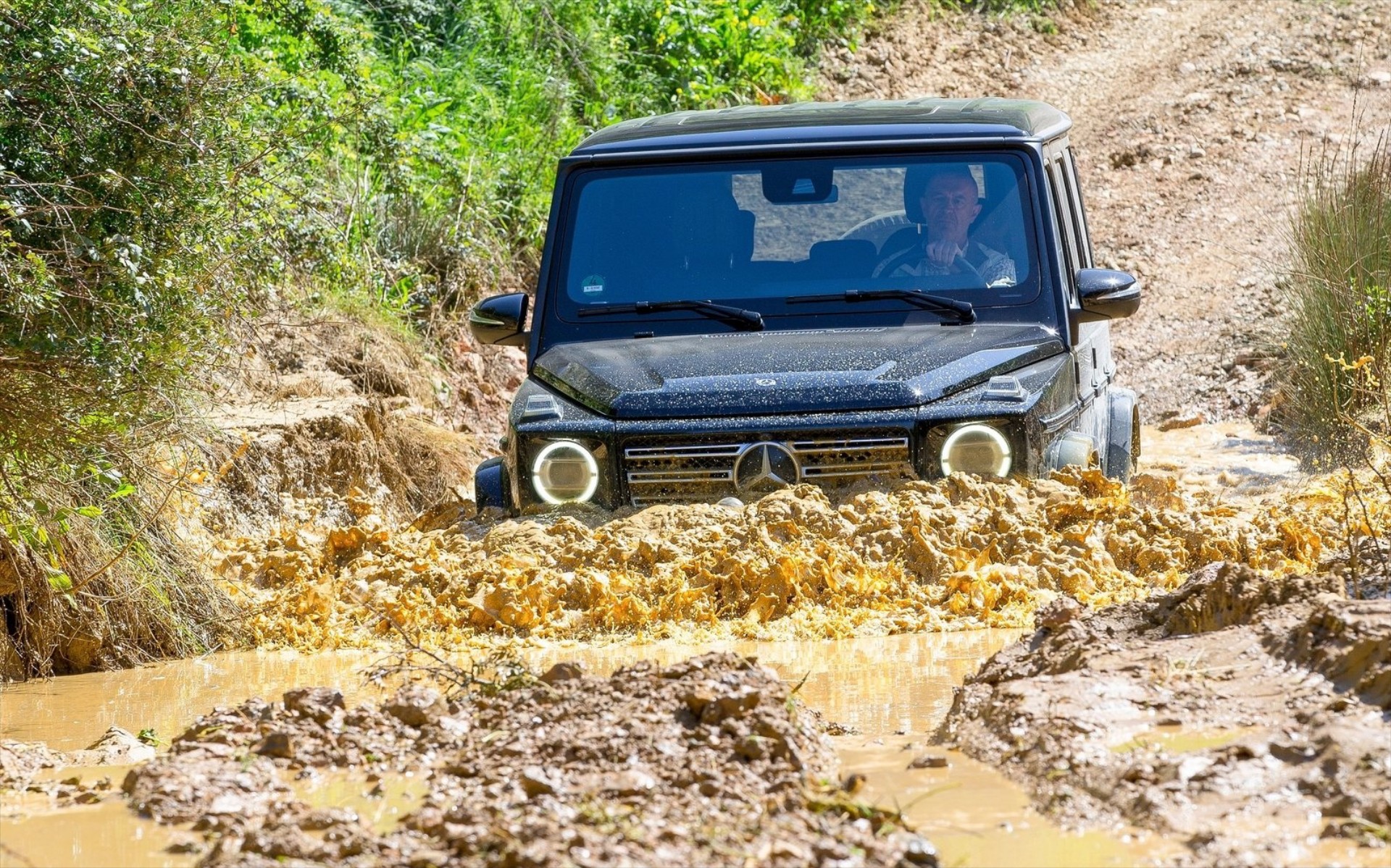 Mercedes: Κοστίζει μια περιουσία αλλά έσπασε τα ταμεία