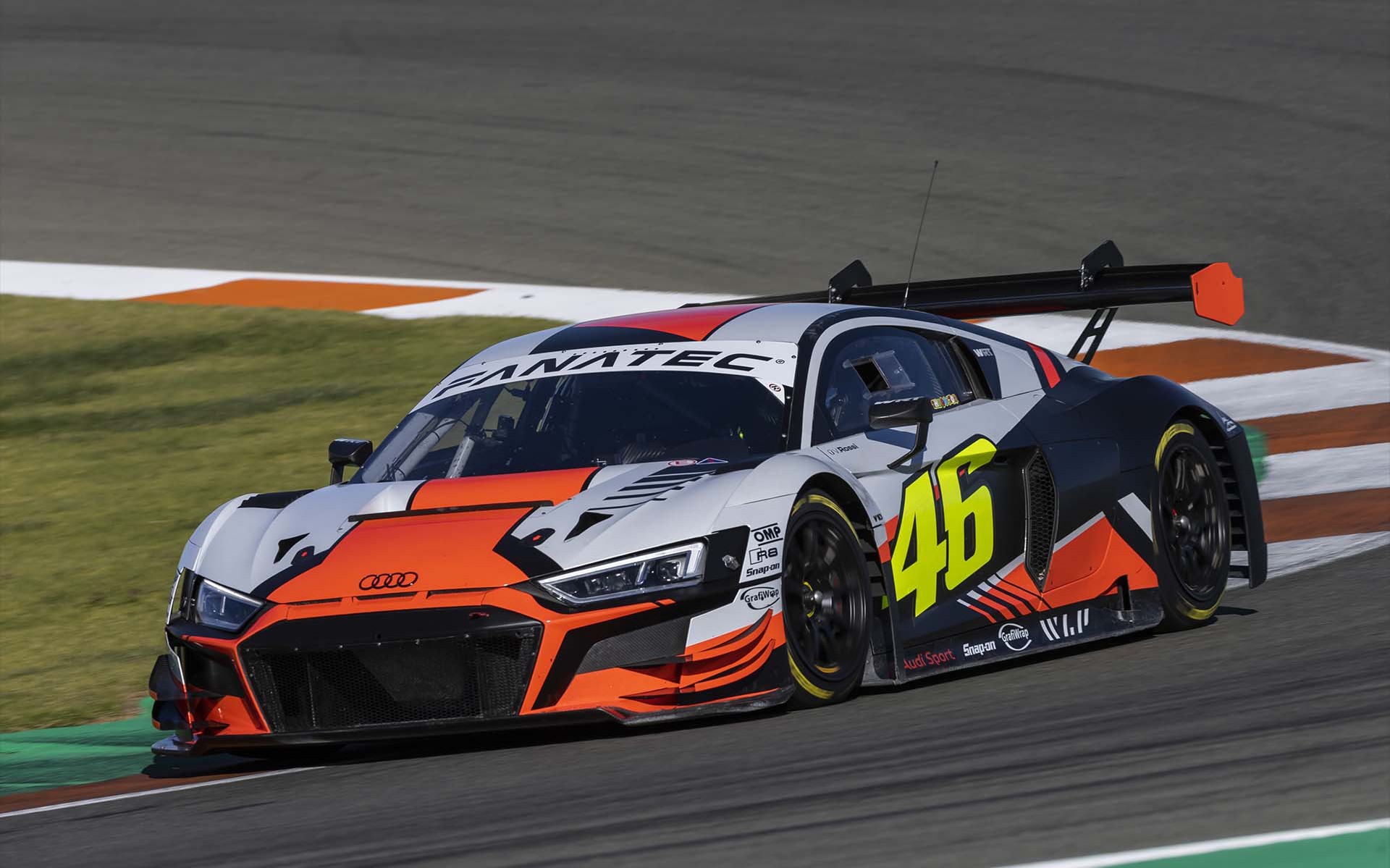 Από τους δύο στους τέσσερις τροχούς ο Rossi!