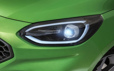 Σπορ supermini με υβριδική τεχνολογία και κατανάλωση 4,9 lt/100 km - Ποιο είναι;