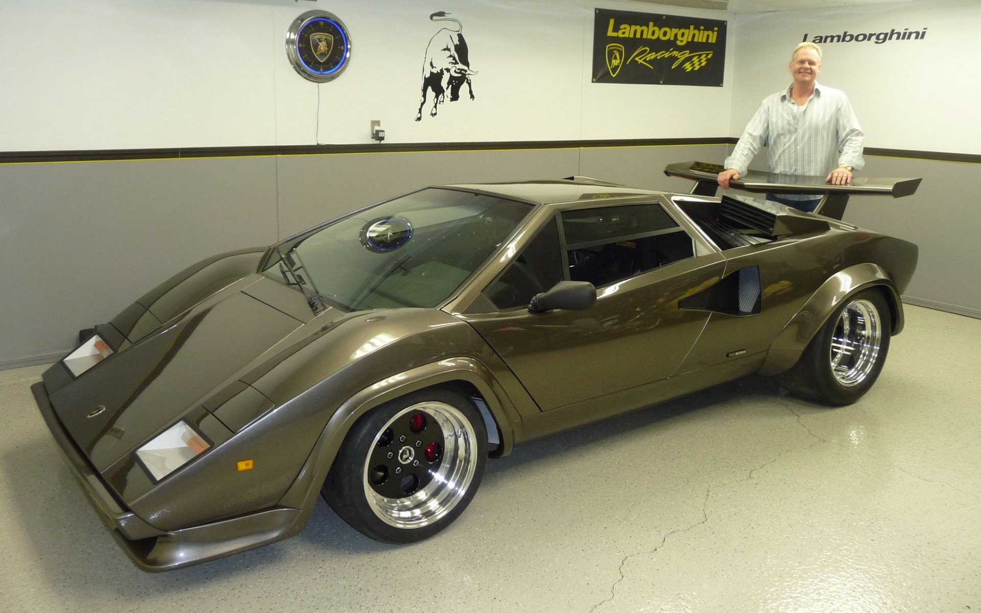 Πωλείται μια Lamborghini φτιαγμένη στο… υπόγειο 