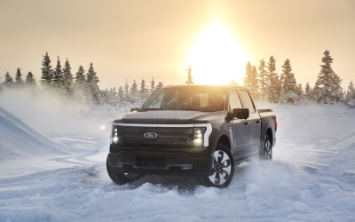 Σε πολικές συνθήκες οι δοκιμές του ηλεκτρικού Ford F-150 Lightning [video]