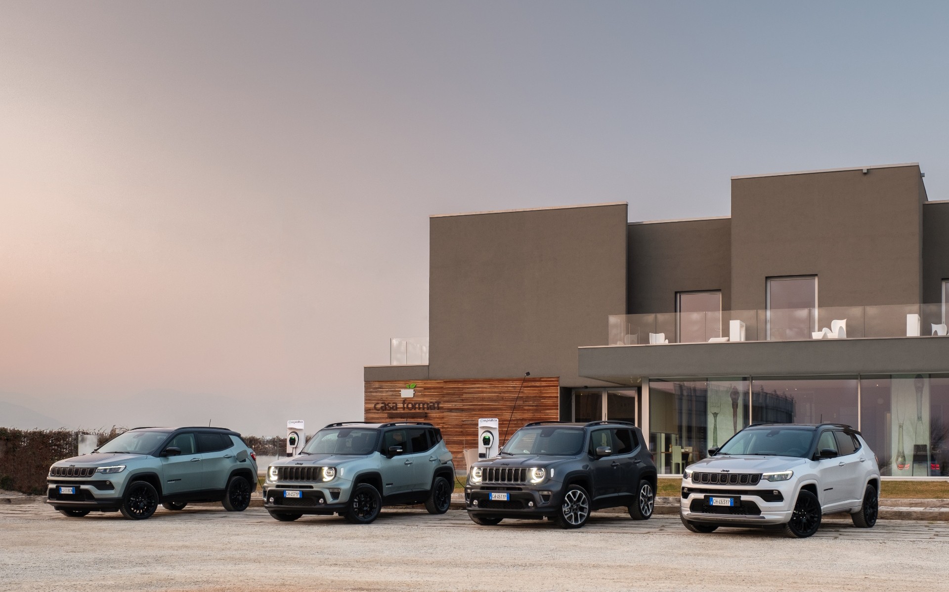 Jeep: Όλα τα μοντέλα υβριδικά