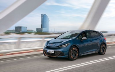 CUPRA: Αντισυμβατική και σπορ