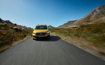 Νέα, άκρως πρακτική Mercedes T-Class με κινητήρες 1.3 και 1.5 lt.