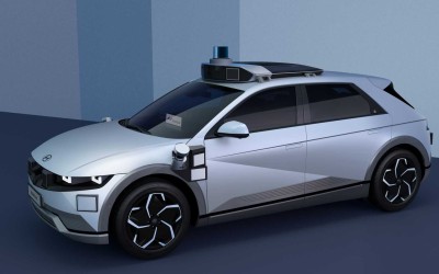 Το Hyundai Ioniq 5 κάνει delivery χωρίς οδηγό! [video]