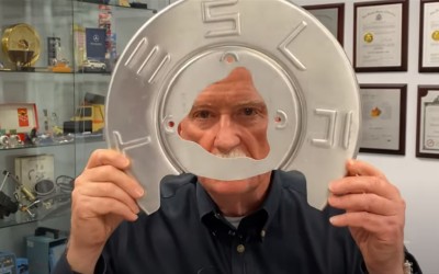 «Καμπανάκι» από έναν ειδικό: Μόνο η Tesla κι άλλες δύο εταιρείες θα επιβιώσουν [video]