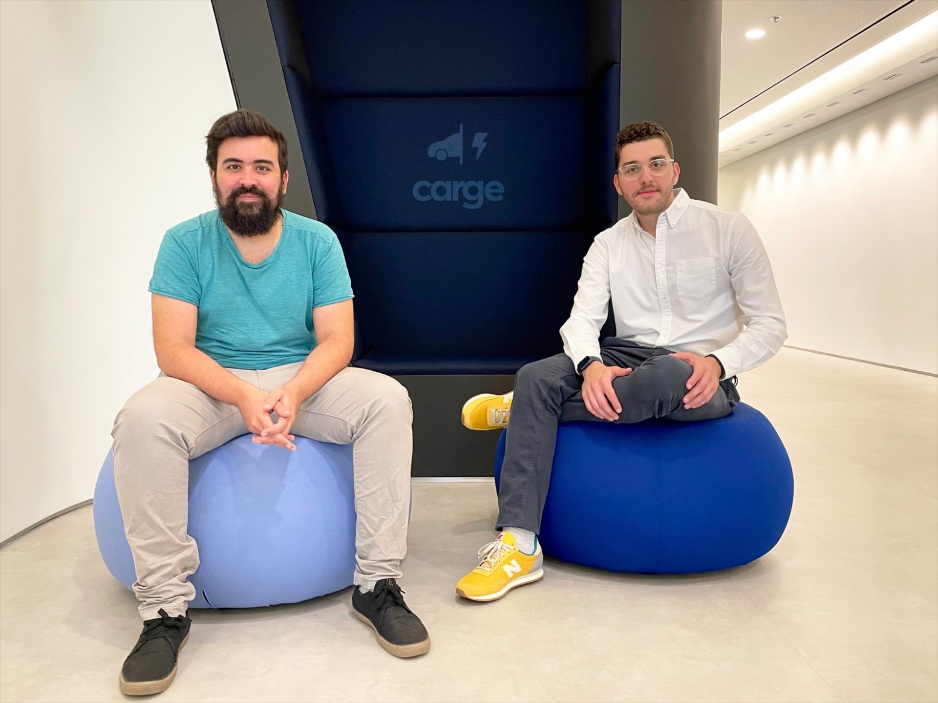 Ποια είναι η ελληνική εταιρεία φόρτισης Carge που εξαγοράστηκε από τη ΔΕΗ; 