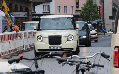 Νέοι σταθμοί ασύρματης φόρτισης για ηλεκτρικά ταξί