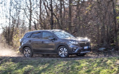 Νέο, φουλ υβριδικό Suzuki S-Cross 1.5 - Πότε έρχεται Ελλάδα