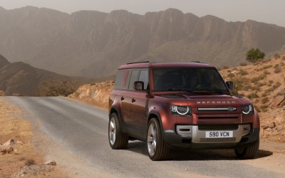 Έφτασε στην Ελλάδα το Land Rover Defender 130 – Δείτε τις τιμές