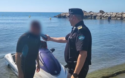 Αστυνομία: Ξεκίνησαν τα μπλόκα για ταχύτητα και αλκοτέστ στα jet ski [video]