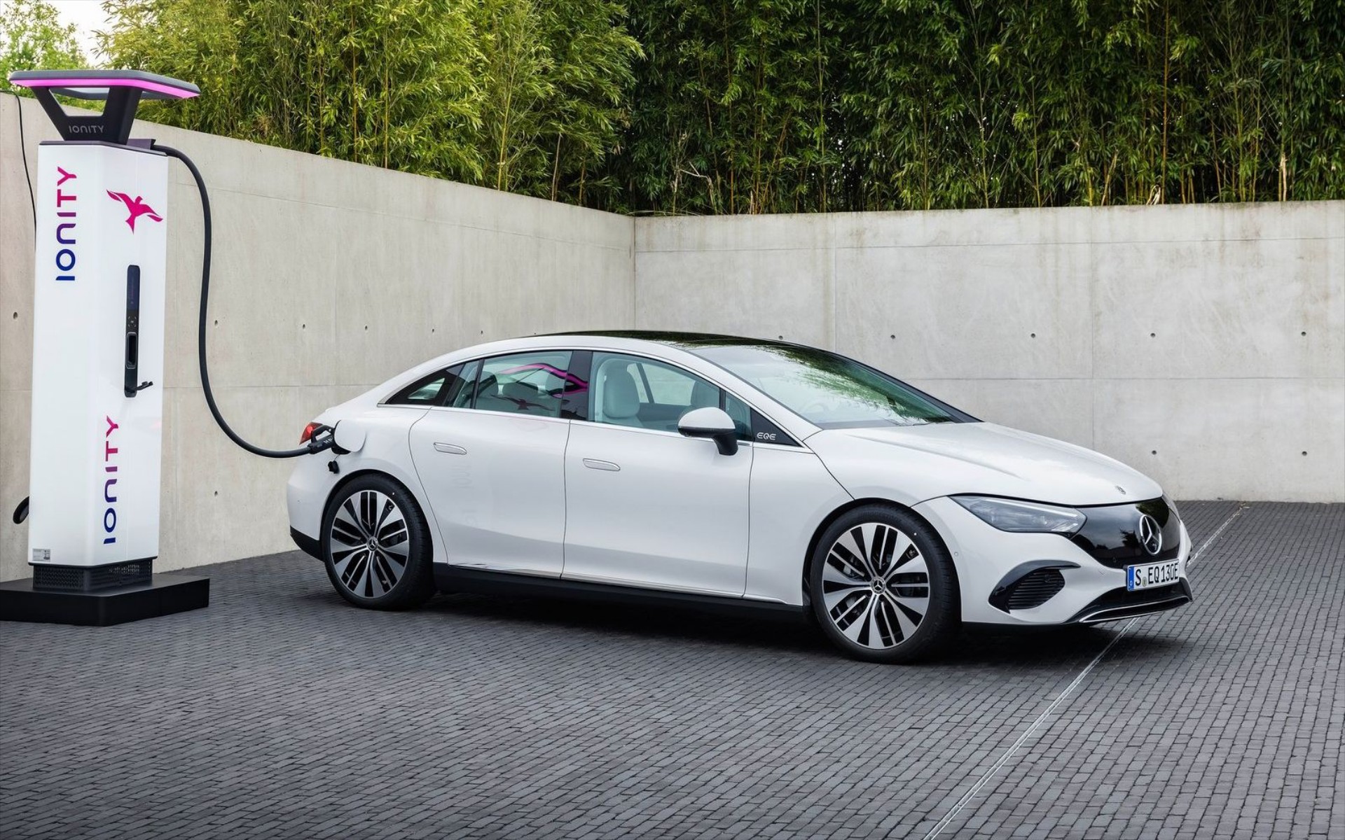 Τι μετράμε σε kW και τι σε kWh στα ηλεκτρικά αυτοκίνητα;