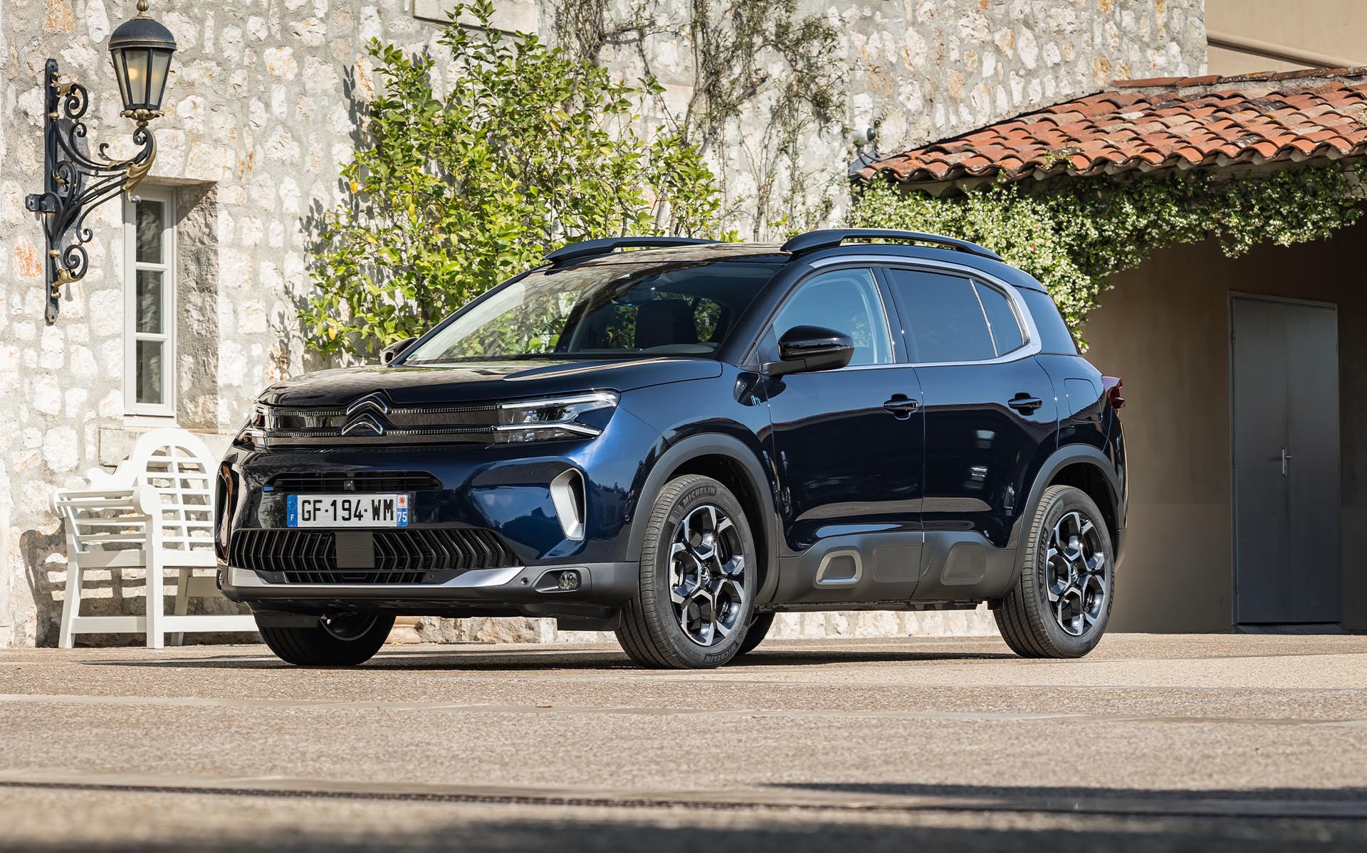 Citroen C5 Aircross: Βελτιώσεις και πιο φθηνή έκδοση για το plug-in υβριδικό SUV