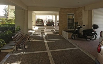 Τέλος το πρόβλημα των θέσεων πάρκινγκ σε πιλοτή πολυκατοικίας - Δες τι αλλάζει