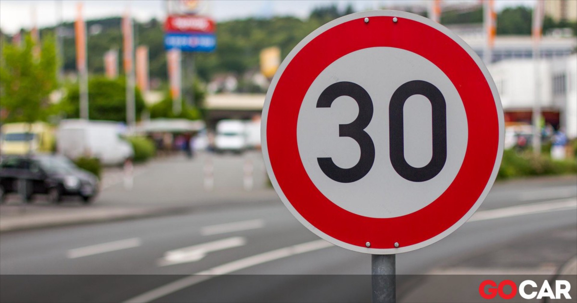 Έρευνα: Ανούσιο το όριο των 30 km/h για την οδική ασφάλεια!