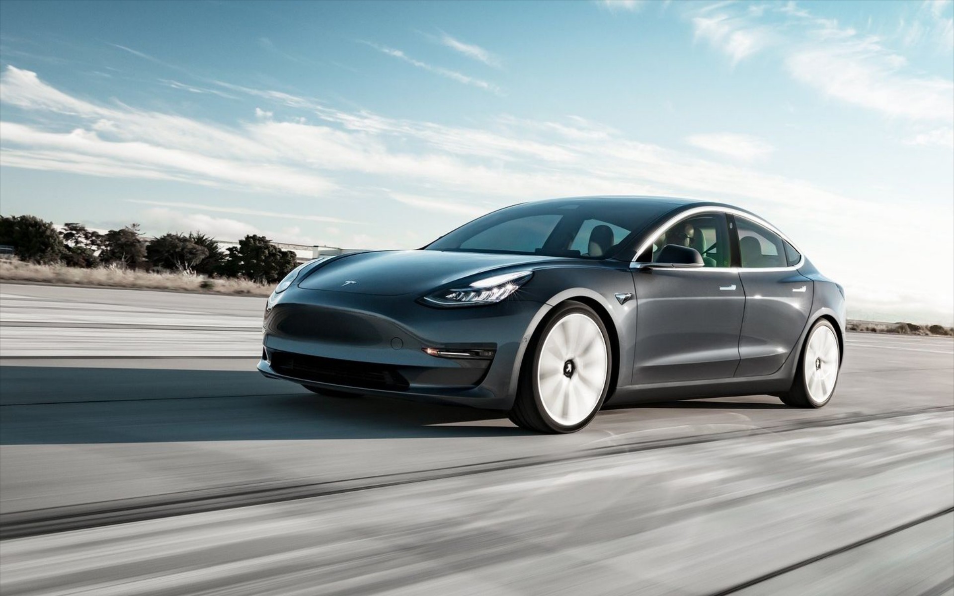 Επιτέλους! Οι τιμές των μεταχειρισμένων Tesla άρχισαν να πέφτουν