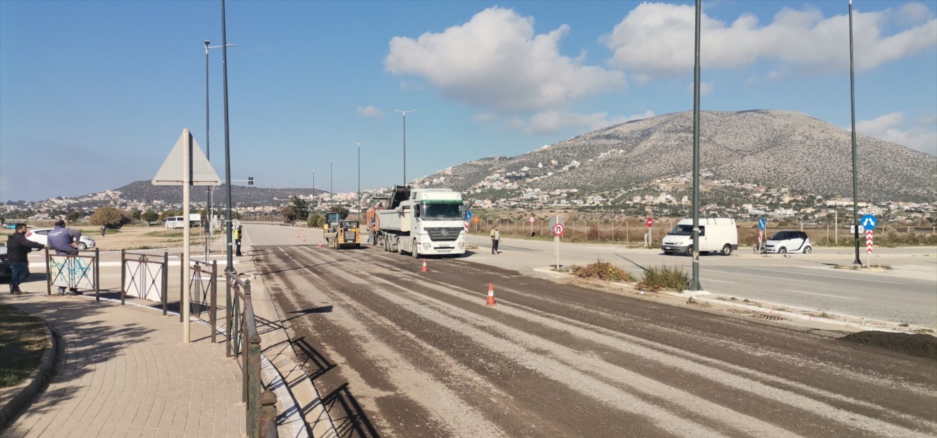 Τι αλλάζει σε Παραλιακή και Εθνική Οδό – Ποιοι δρόμοι φτιάχνονται;