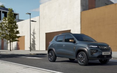 Νέο Dacia Spring Extreme: Πιο δυνατό μοτέρ και αυτονομία 305 km