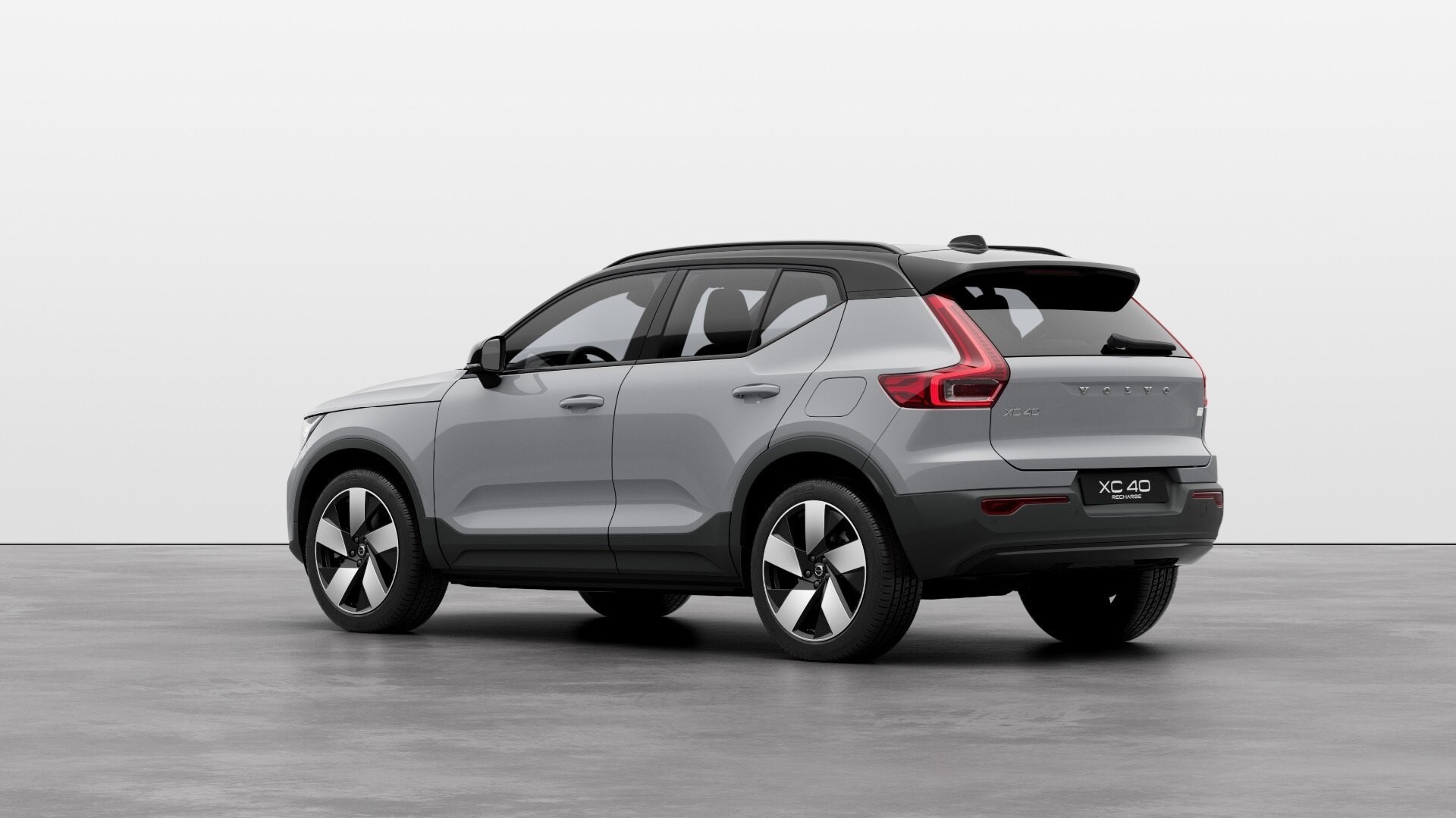 Στην Ελλάδα τα νέα ηλεκτρικά Volvo XC40 και C40 με πίσω κίνηση – Τιμές