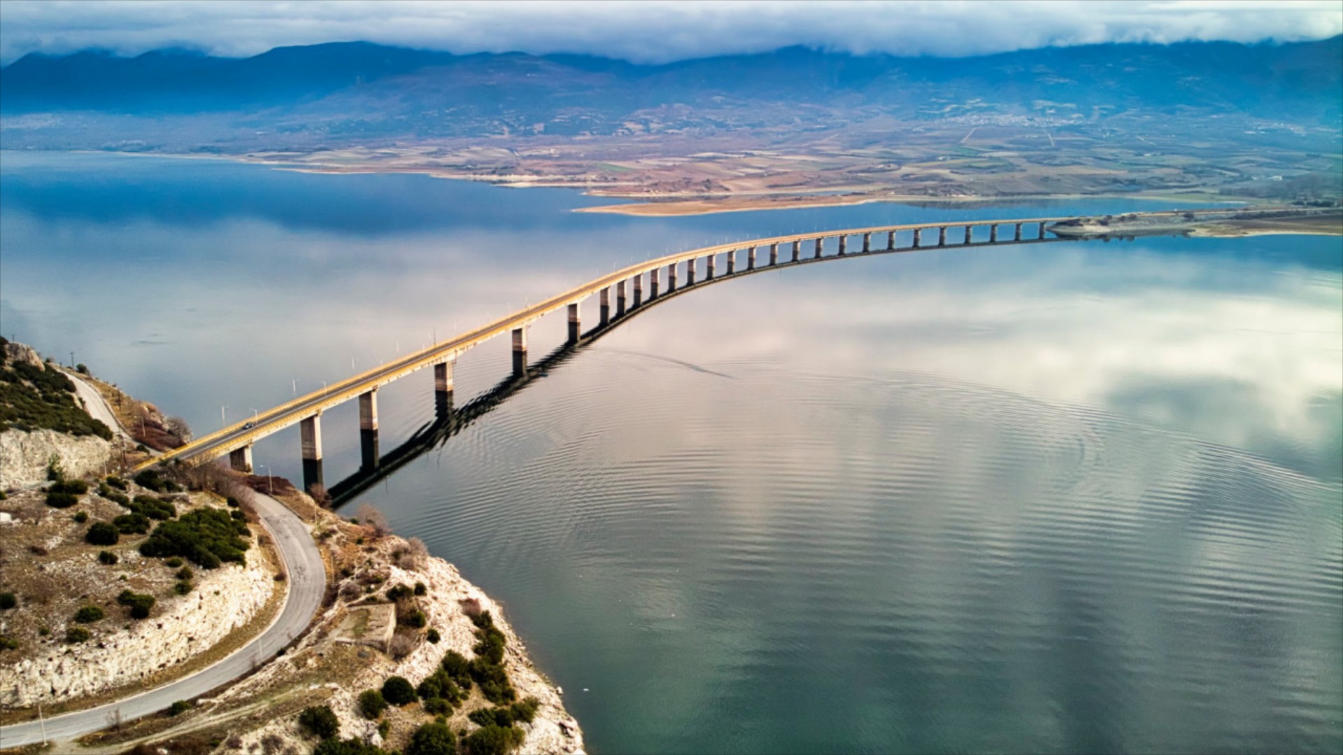 Έκλεισε η Γέφυρα Σερβίων - Ποια η σχέση της με τη φονική γέφυρα στη Γένοβα;