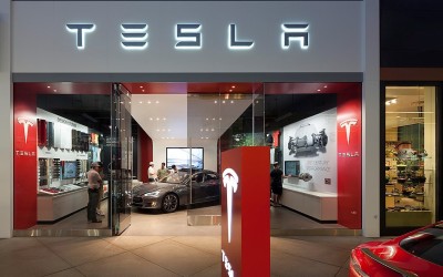 Η Tesla ψάχνει κόσμο στην Ελλάδα – Πού στέλνεις βιογραφικό