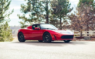 Tesla: Μπαταρίες του 2008 αντέχουν, ενώ του 2016 χαλάνε! [video]