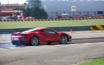 Ferrari F8 Tributo ετοιμάζεται για ρεκόρ στα.... Μετέωρα! Μάθε πού και πότε