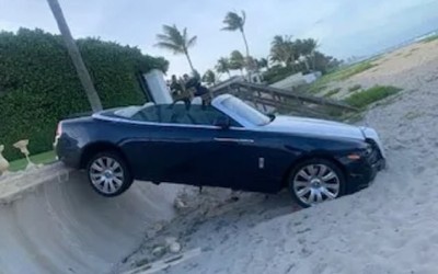 Πώς μια 66χρονη έκανε ζημιά 3.000.000 $ με τη Rolls-Royce της