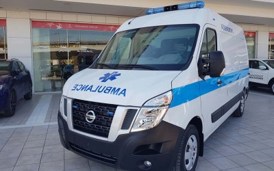 Γιατι τα ασθενοφόρα έχουν ανάποδα γράμματα;