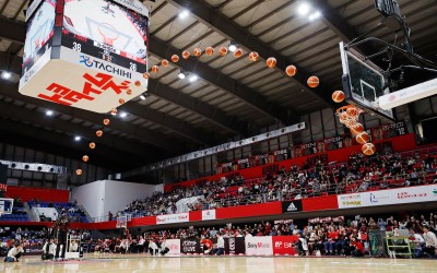 Video: To ρομπότ της Toyota που σε κερδίζει στο μπάσκετ!