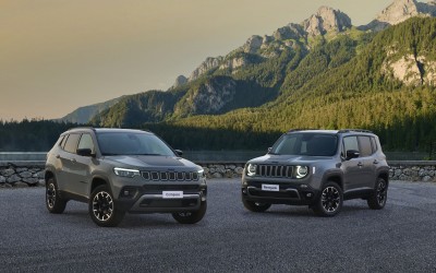 Jeep Renegade και Compass: Τα ευέλικτα και αποδοτικά SUV, τώρα και ετοιμοπαράδοτα!