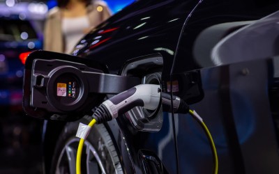 «Καμπανάκι» για... κινεζική καταιγίδα για τα ηλεκτρικά αυτοκινήτα στην ΕΕ