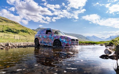 Πώς βρέθηκε το ολοκαίνουργιο MINI Countryman μέσα σε ποτάμι;