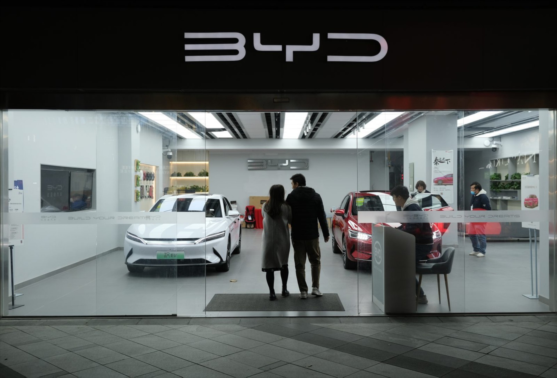BYD: Πότε έρχονται Ελλάδα τα επιβατικά ΙΧ – Ποιος θα είναι ο εισαγωγέας