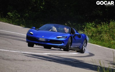 Video–Δοκιμή Ferrari 296 GTS: Είναι η καλύτερη Ferrari όλων των εποχών;