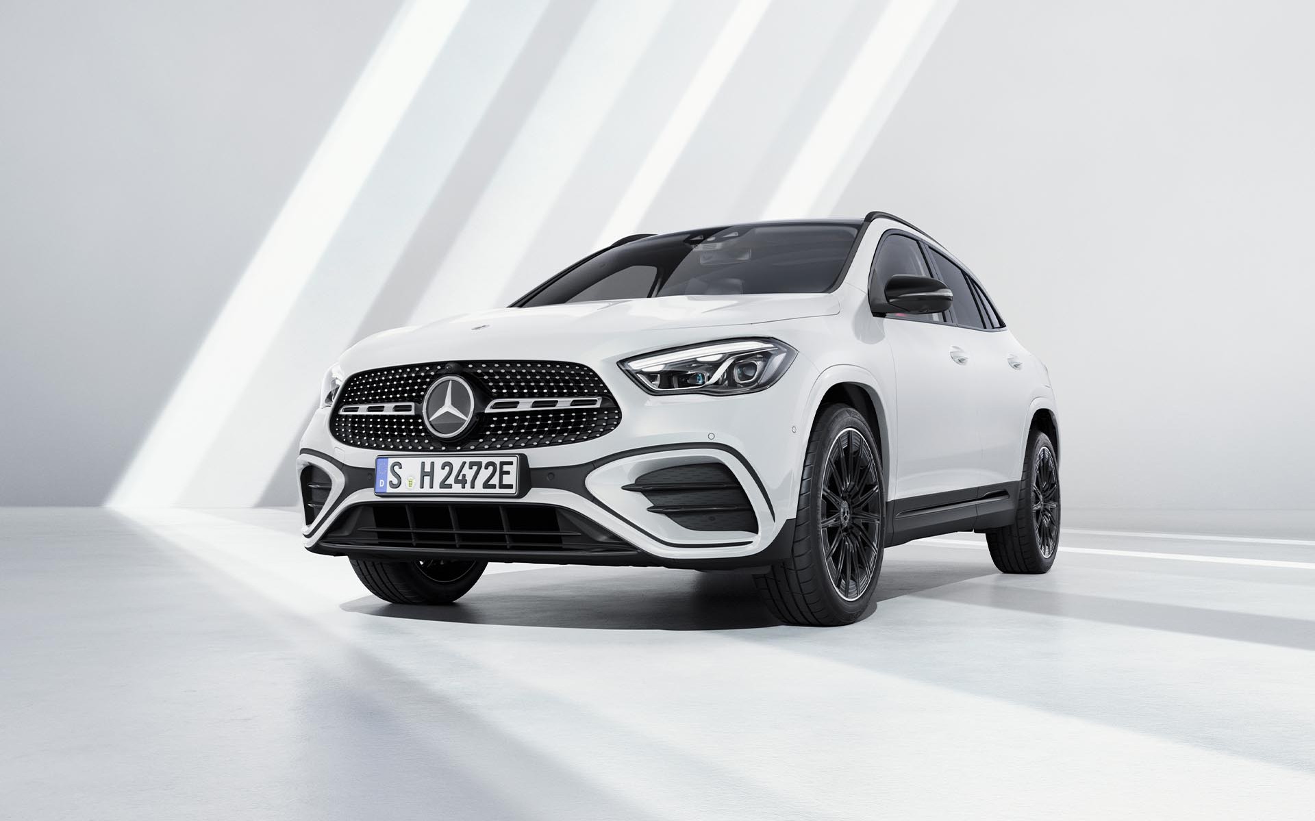 Mercedes-Benz GLA: Πόσο κοστίζει στην Ελλάδα και πόσο στη Γερμανία
