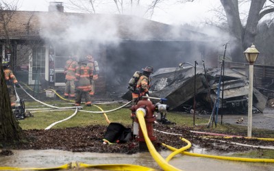 Κάηκε σπίτι από ηλεκτρικό αυτοκίνητο – Ευθύνεται το Tesla ή το Volvo; [video] 