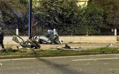 Βούλα: Κόπηκε στη μέση το SUV - Nεκροί δύο 19χρονοι [εικόνες-video]