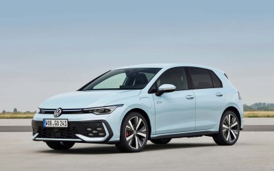 Αυτό είναι το νέο Volkswagen Golf – Έχει και ChatGPT