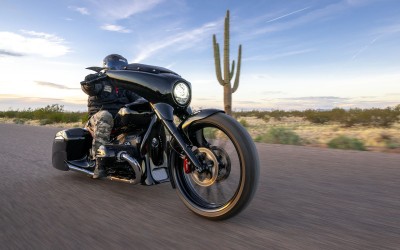 Θα αγόραζες αυτή την δίκυκλη «αμερικανιά» με το σήμα της BMW;