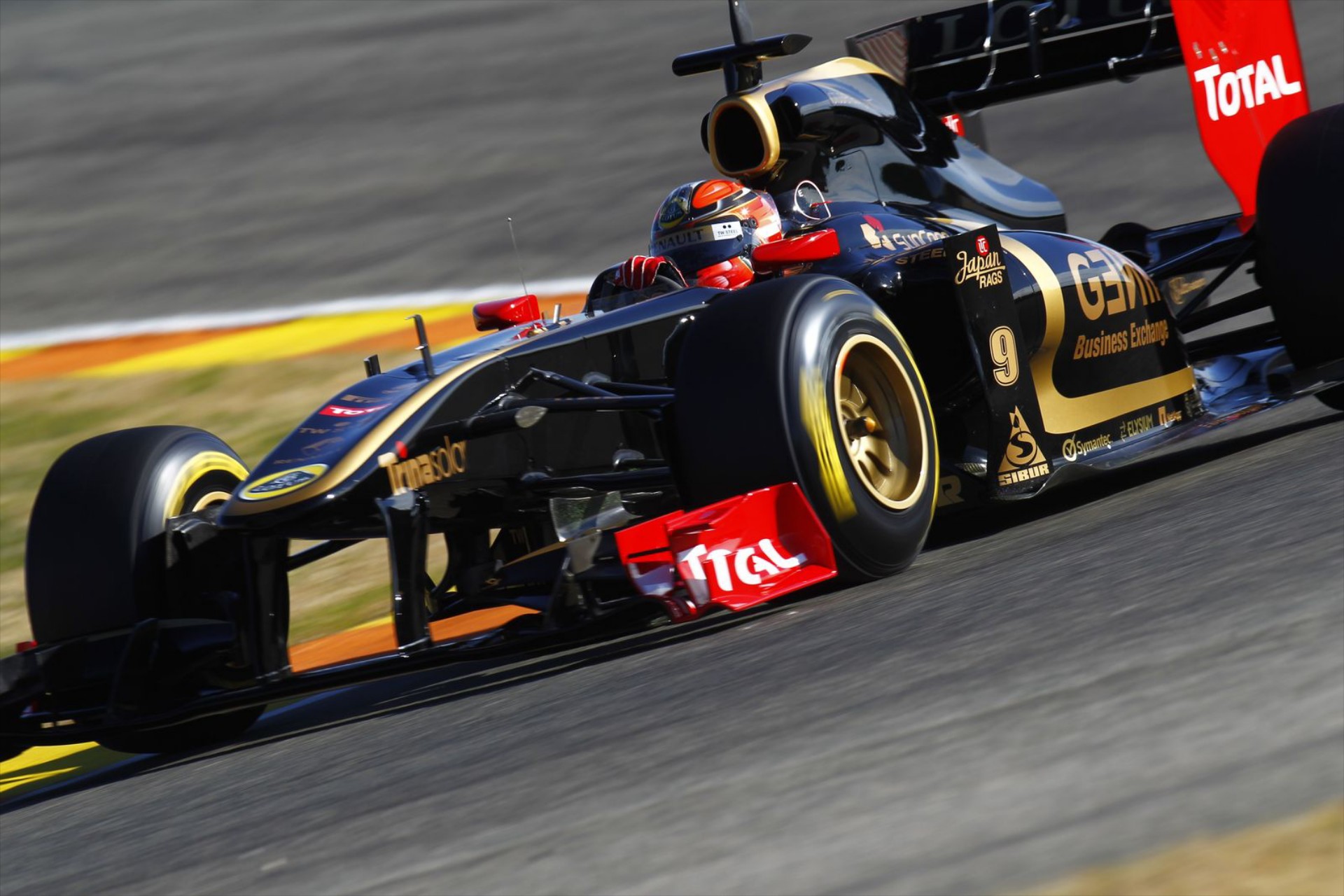 F1: Ο Kubica έφερε την Lotus Renault GP στην κορυφή